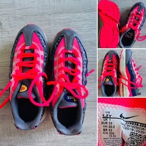 NIKE AIRMAX shoes sneakers girls youth 1.5